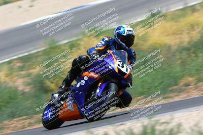 media/Apr-30-2023-CRA (Sun) [[020fcf5d43]]/Race 2-600 Expert Supersport/